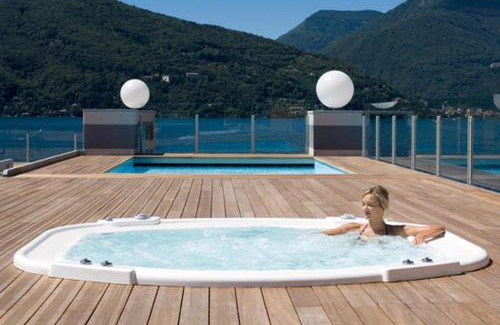 Maccagno Apartment | Vista di Maccagno Fantastico Pool - Happy Rentals