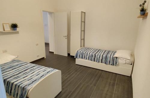 Chiavari Apartment | Vista sul carruggio, centro storico di Chiavari