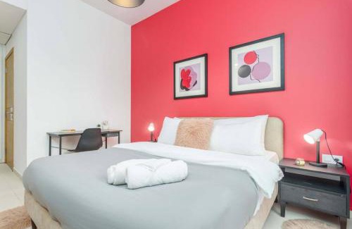 Dbayeh Apartment | Viva - Elegant 3-BR Apt & Balcony at Waterfront Dbayeh
