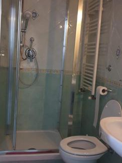 Rione XVIII Castro Pretorio House | Volturno Guest House