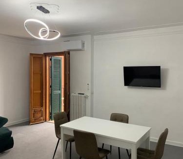 Margherita di Savoia Apartment | Volver Apartment