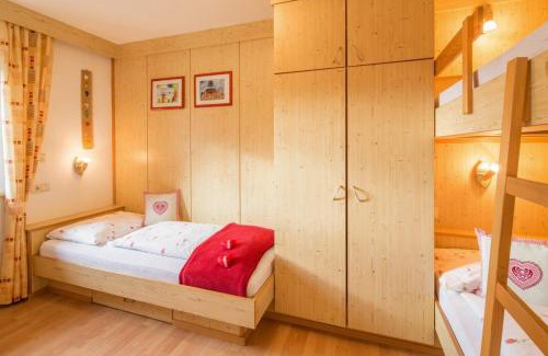 Valle Aurina Apartment | Voppichlhof App Arnika