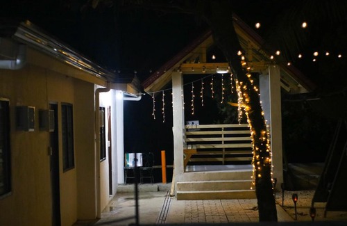 Oslob Resort | Voz Resort Beach Front
