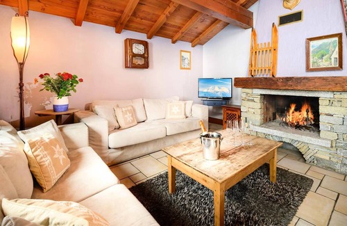 Le Lavachet Ski Chalet | Vrbo Property
