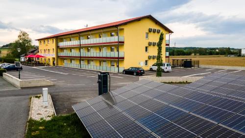 Schwarzautal Hotel | VULKAN Residenz Hotel I Self Check-in