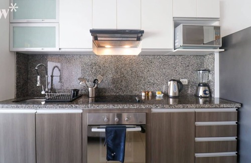 Petit Jean Ocharan Apartment | w Beautiful 1BR With Balcony in Miraflores
