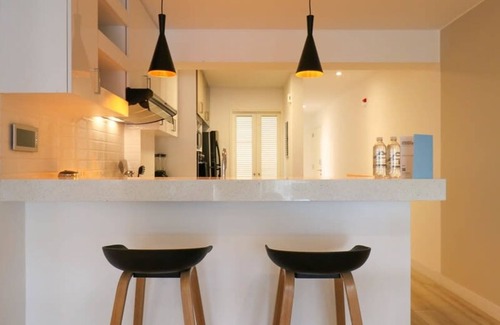 Santa Cruz Apartment | w Elegant 2BR With Balcony in Miraflores
