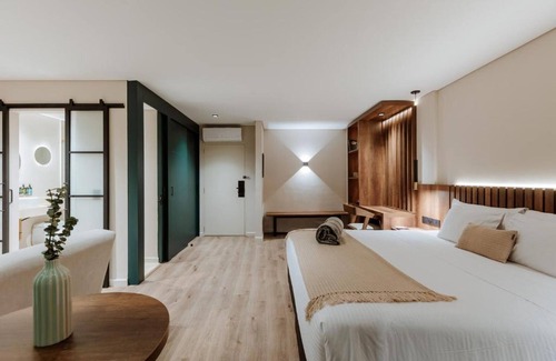 Las Lomas I Apartment | w Lotf Mountain View Low Floor