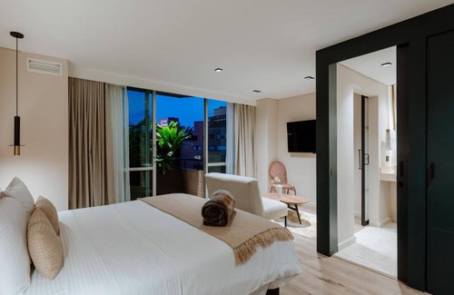 Las Lomas I Apartment | w Lotf Mountain View Low Floor