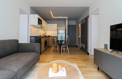 San Isidro Centro Financiero Apartment | w Magnificent 2BR w Great Balcony in San Isidro