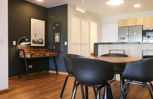 Armendariz Apartment | w Modern 1BR With Balcony in Miraflores