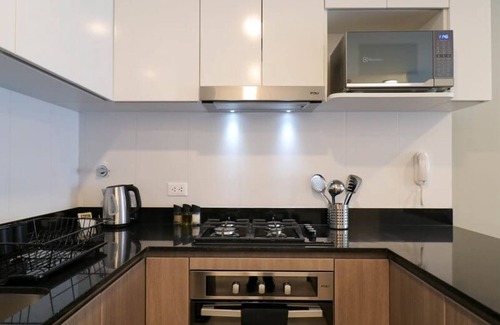 Petit Jean Ocharan Apartment | w Modern 2BR With Balcony in the Heart of Miraflores