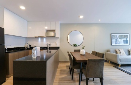 Petit Jean Ocharan Apartment | w Modern 2BR With Balcony in the Heart of Miraflores