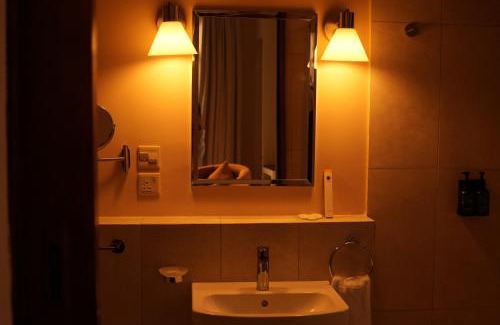 Western Province House | Wadi Sader