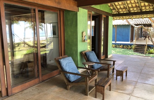 Litoral Sul da Bahia House | Wake up to the waves in Marau