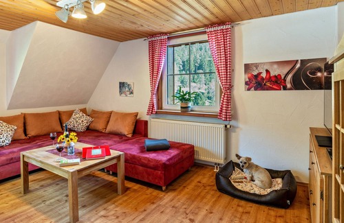 Enzklosterle Apartment | Waldblick holiday apartment, 75sqm, 2 bedrooms, max. 8 people (6 adults)