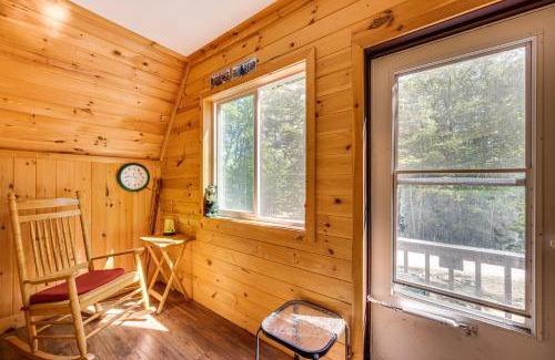 Eidelweiss Village House | Walk to Beach and Playground Charming Madison Cabin
