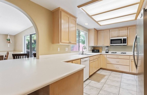 Carlsbad House | Walk to Beach: Hot Tub, Fire Pit & Bikes!