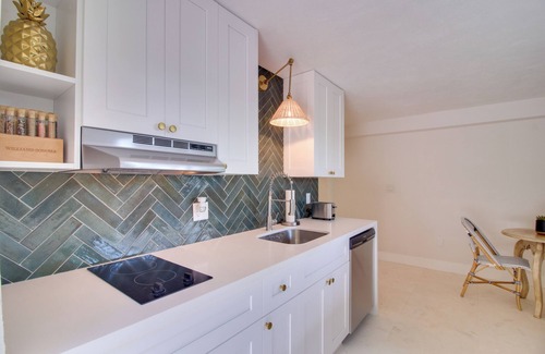 Tavernier Apartment | Walk to Beach: Tavernier Apartment w/Patio!