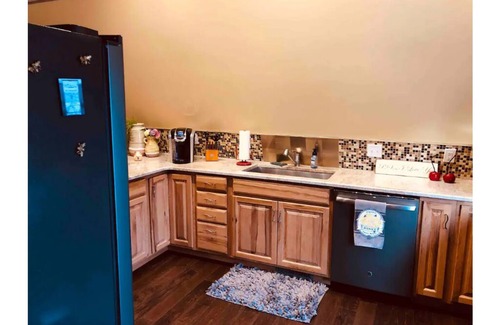 Williamsburg House | Walk to Elk Rapids.Close to Traverse & Charlevoix