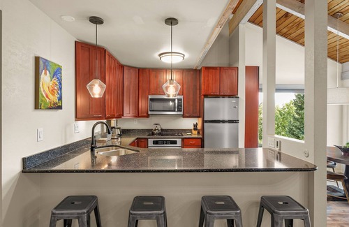Snowmass Village Condo | WALK to Lift NO Car Needed NO Owner Service Fee 100% cancellation REFUND option*