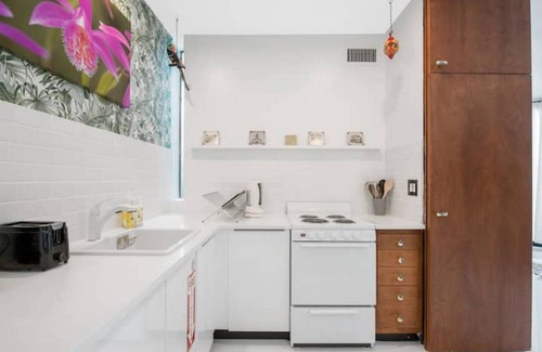 Colee Hammock Apartment | Walk to the best dining, bars, shops, and more