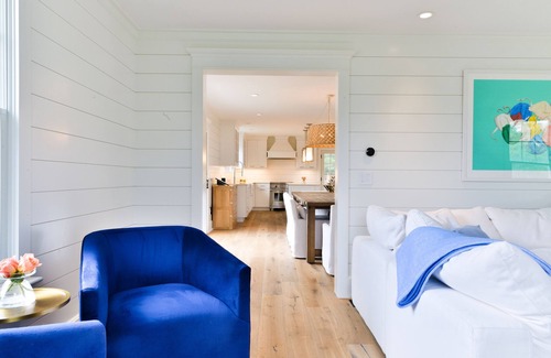 West of Town House | Walk to town, completely renovated 6/6 plus pool, gorgeous family vacation home