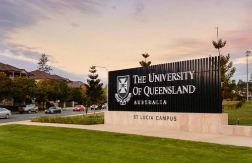 St. Lucia House | Walk to UQ Shops and Transit Great Value Studio