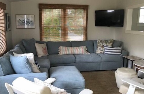 Stone Harbor Cottage | Walking distance to town and the beach. The charm of a beach cottage with all of the updated amenities.