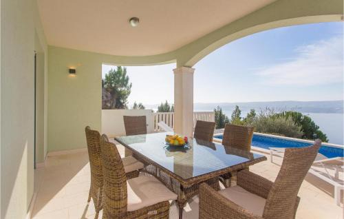 Celina House | Wallson