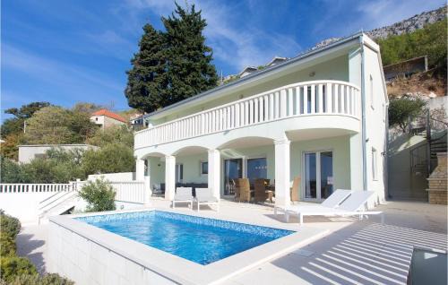Celina House | Wallson