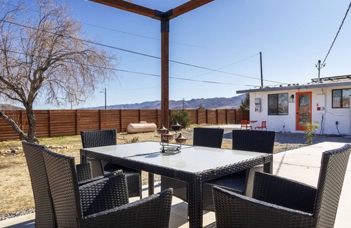Joshua Tree House | 🌵 Walpi Ranch - Joshua Tree Getaway w/Hot Tub, Fire Pit and BBQ! 🌵