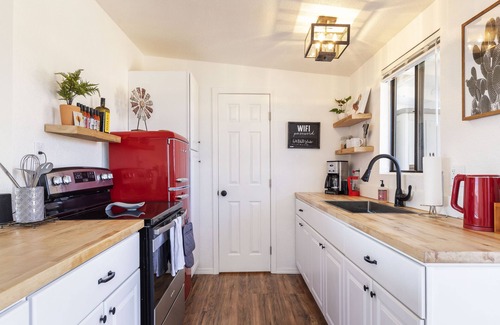 Joshua Tree House | Walpi Ranch - Joshua Tree Getaway W/Hot Tub, Fire Pit & Bbq! 3 Bedroom Home by RedAwning