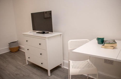 Liverpool House | Warm and relaxing hideaway