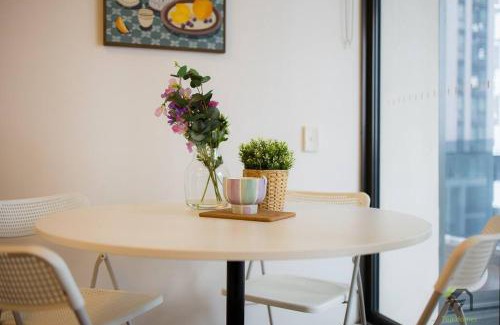 Wolli Creek Apartment | Warm&Comfortable Apartment in Wolli Creek