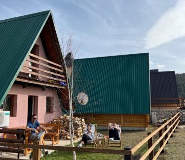 Zabljak Ski Chalet | Warm home 1 Zabljak