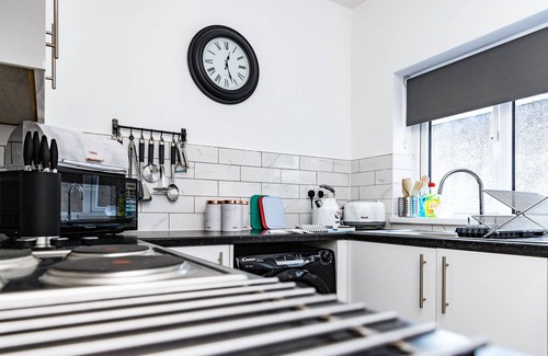 Barrow-in-Furness House | Warwick West
