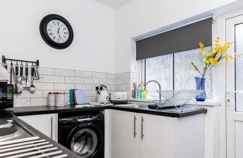 Barrow-in-Furness House | Warwick West
