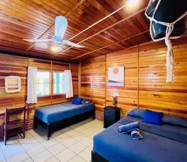 Brisas de Zicatela Hotel | Wasi la Punta 5 Starlink 2min walk to the beach