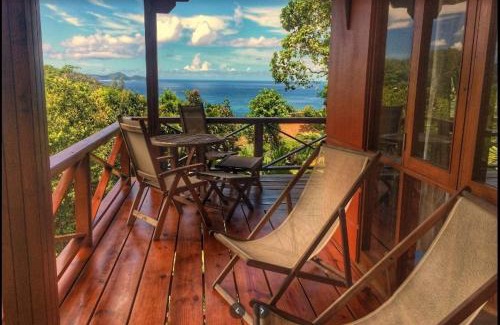 Mahe Island Bed & Breakfast | Waterfall Accomodation