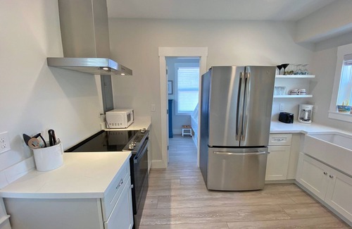 Villa Primera House | Waterfront 3 Bed/2 Bath Pet Friendly Home with gorgeous views!