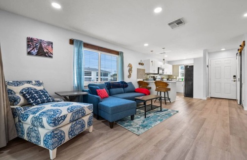 Caloosahatchee Condo | Waterfront Condo with Pool & Boat Slip