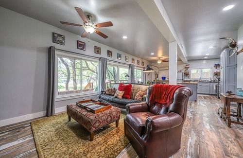 Eagle Ridge House | Waterfront- Private Oasis on Lake Travis