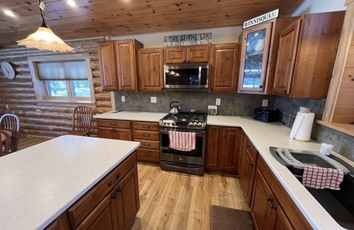 Meredith House | Waterfront Retreat on Lake Winnisquam
