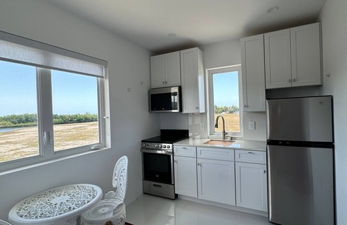 George Town Apartment | Waterfront Studio living