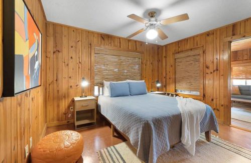 Wimberley House | Waterlily Creekside Serenity