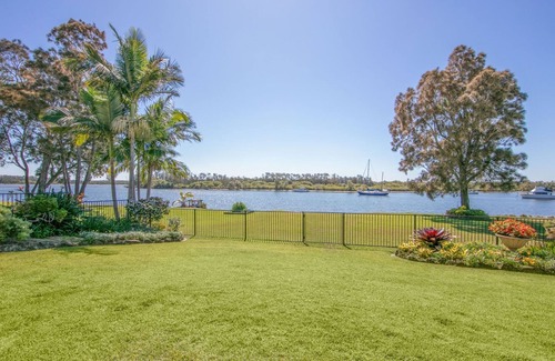 Yamba House | Waterside Escape - Your perfect holiday retreat in the beautiful town of Yamba.