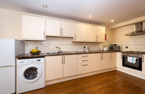 Barrow-in-Furness Apartment | Waterview Deluxe Apartments