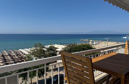 Kallikratia Apartment | Waveside Exclusive by Infinity