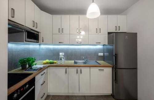 Mokotow Apartment | Waw Apartamenty Manhattan